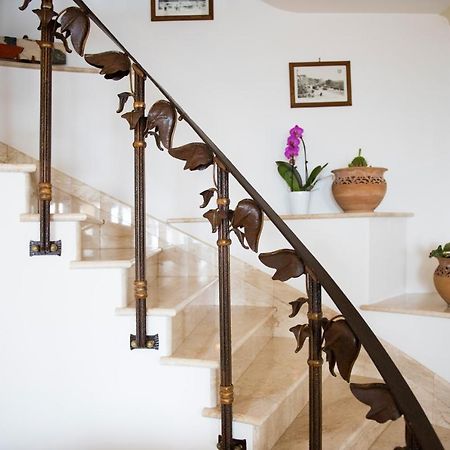 Villa Savina - Elegant Family Villa Overlooks Amalfi Coast - ポジターノ エクステリア 写真