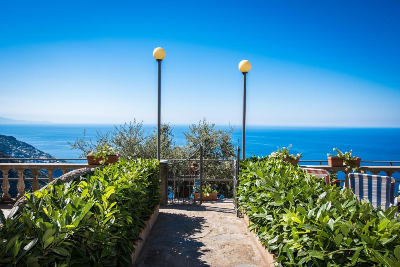 Villa Savina - Elegant Family Villa Overlooks Amalfi Coast - ポジターノ エクステリア 写真