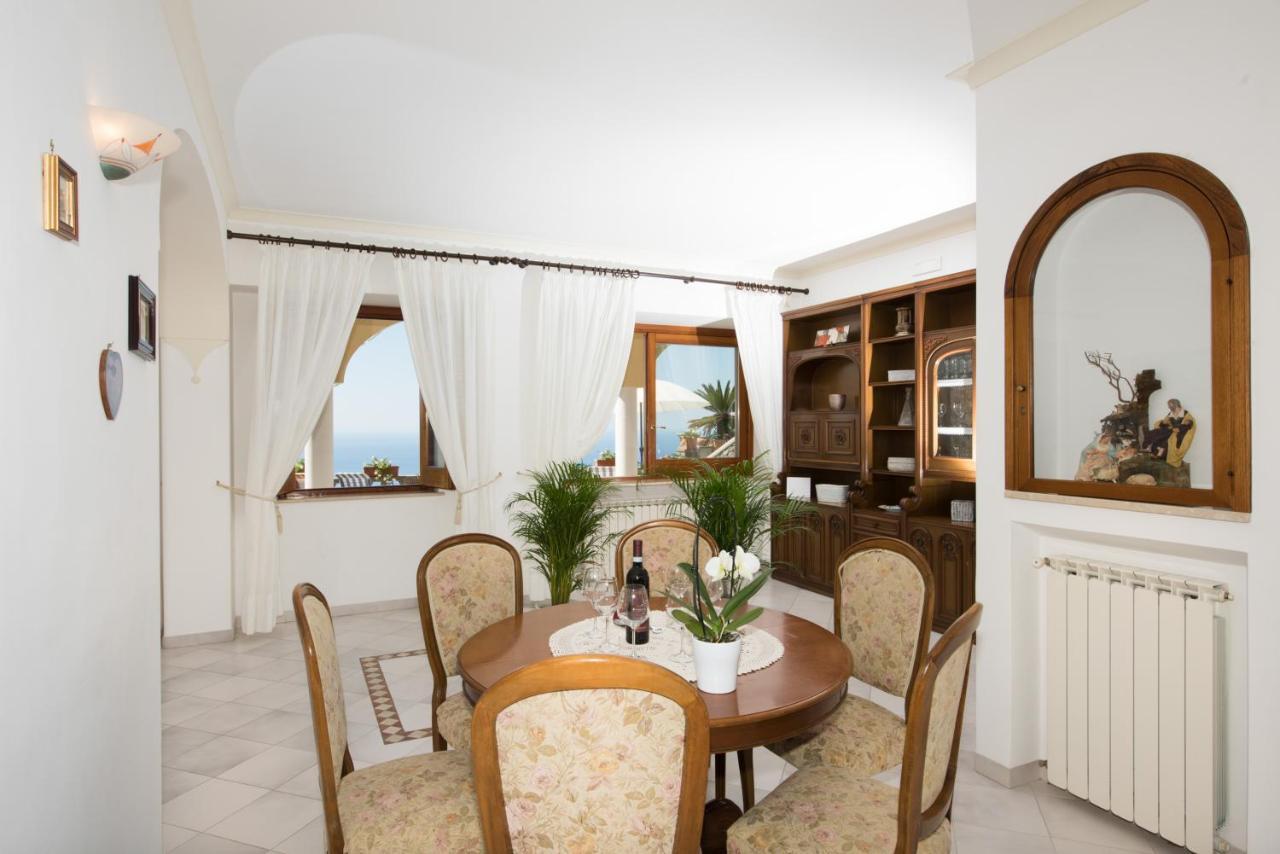 Villa Savina - Elegant Family Villa Overlooks Amalfi Coast - ポジターノ エクステリア 写真