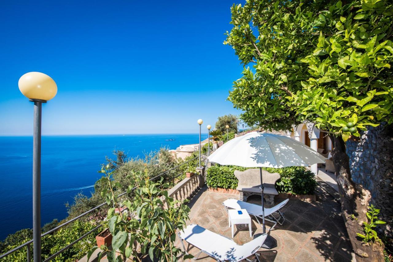 Villa Savina - Elegant Family Villa Overlooks Amalfi Coast - ポジターノ エクステリア 写真