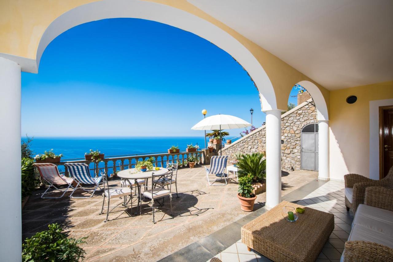 Villa Savina - Elegant Family Villa Overlooks Amalfi Coast - ポジターノ エクステリア 写真